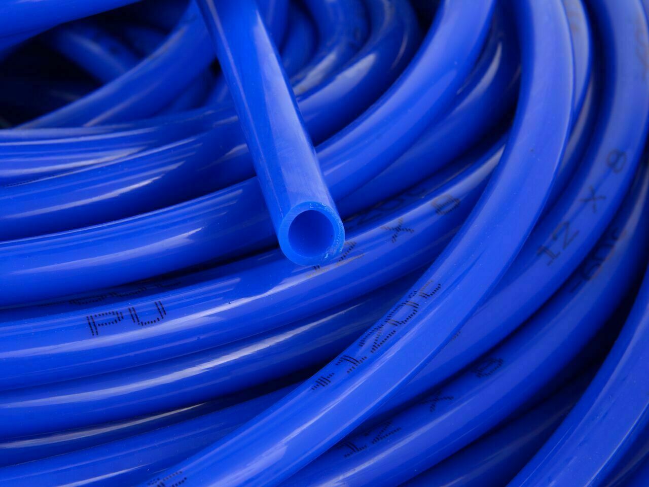 Furtun pneumatic PU 8x12mm, lungime 100m, GEKO G02954