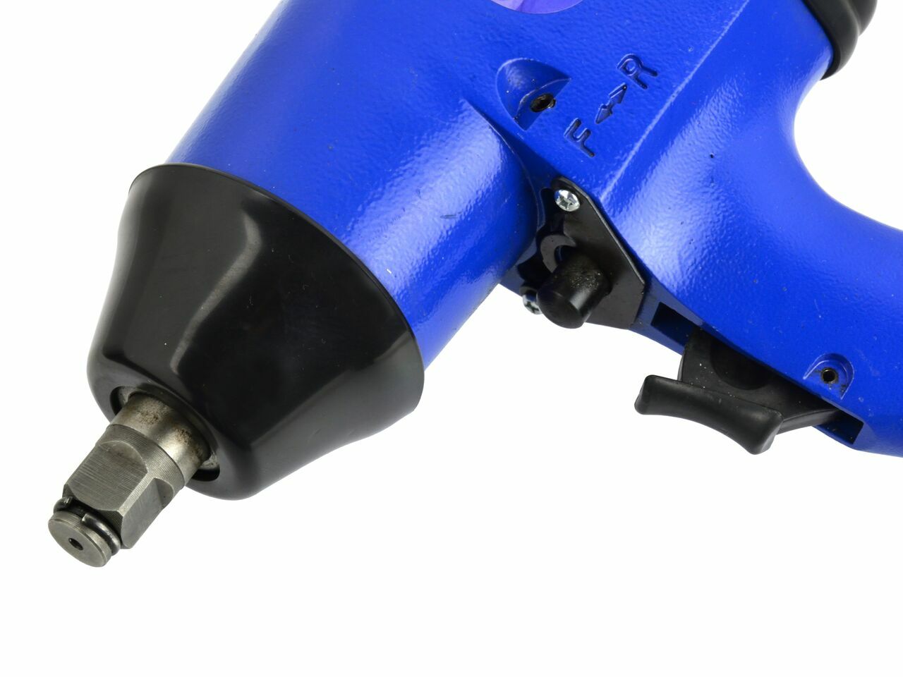 Set 4 unelte pneumatice cu accesorii 33 piese, GEKO G00583