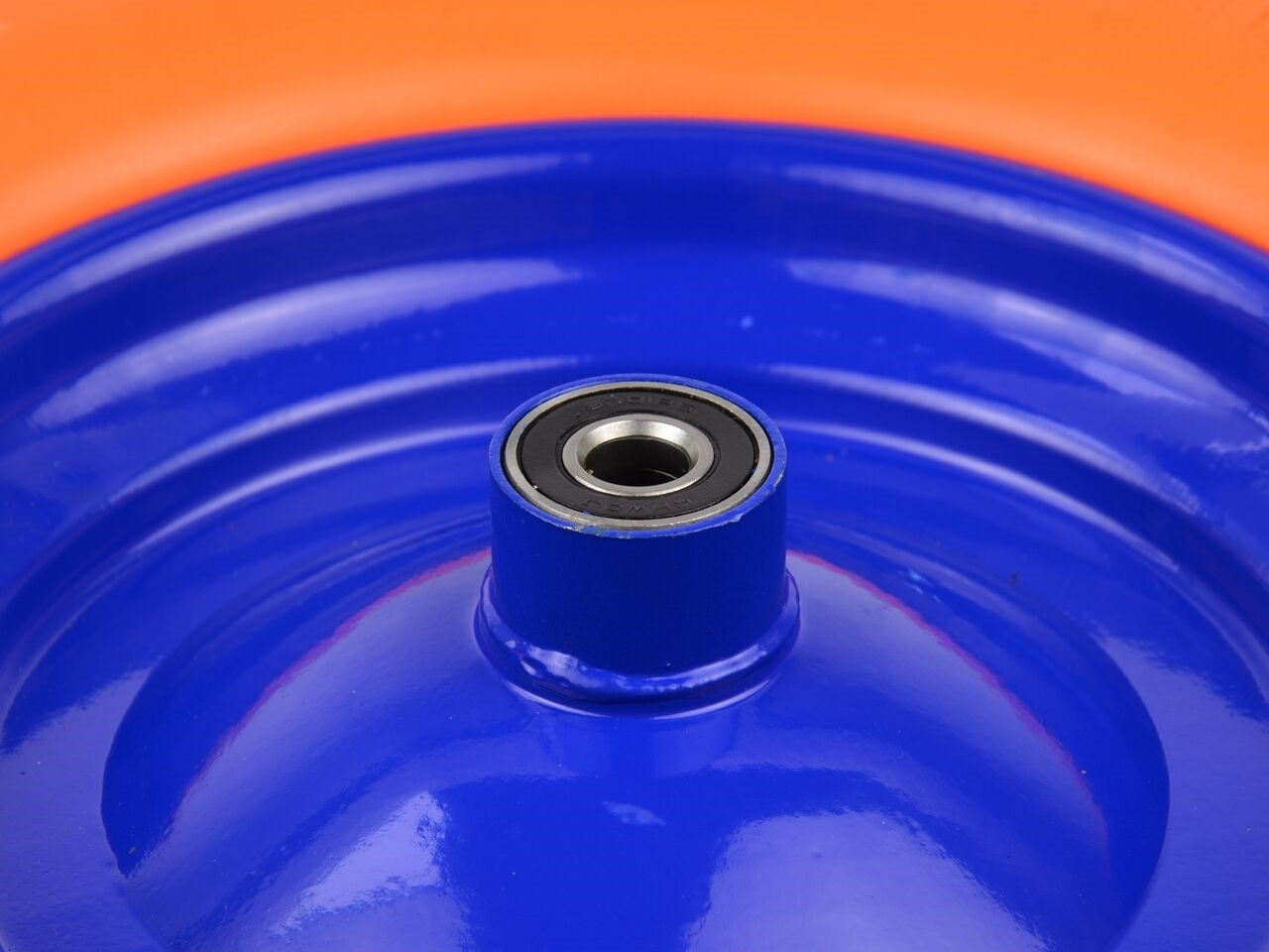 Roata pentru roaba 4.00-8 PU 3kg, Geko G71024