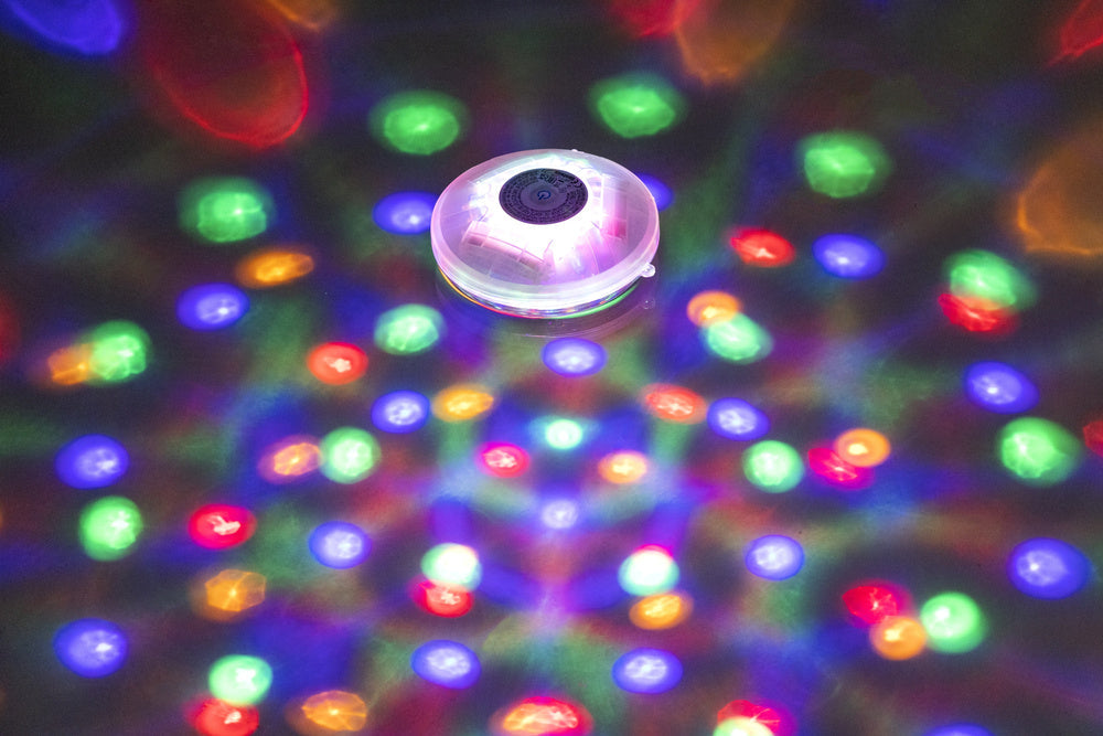 Lampa plutitoare cu LED pentru piscina, 14 cm, 4 culori, Bestway 17003