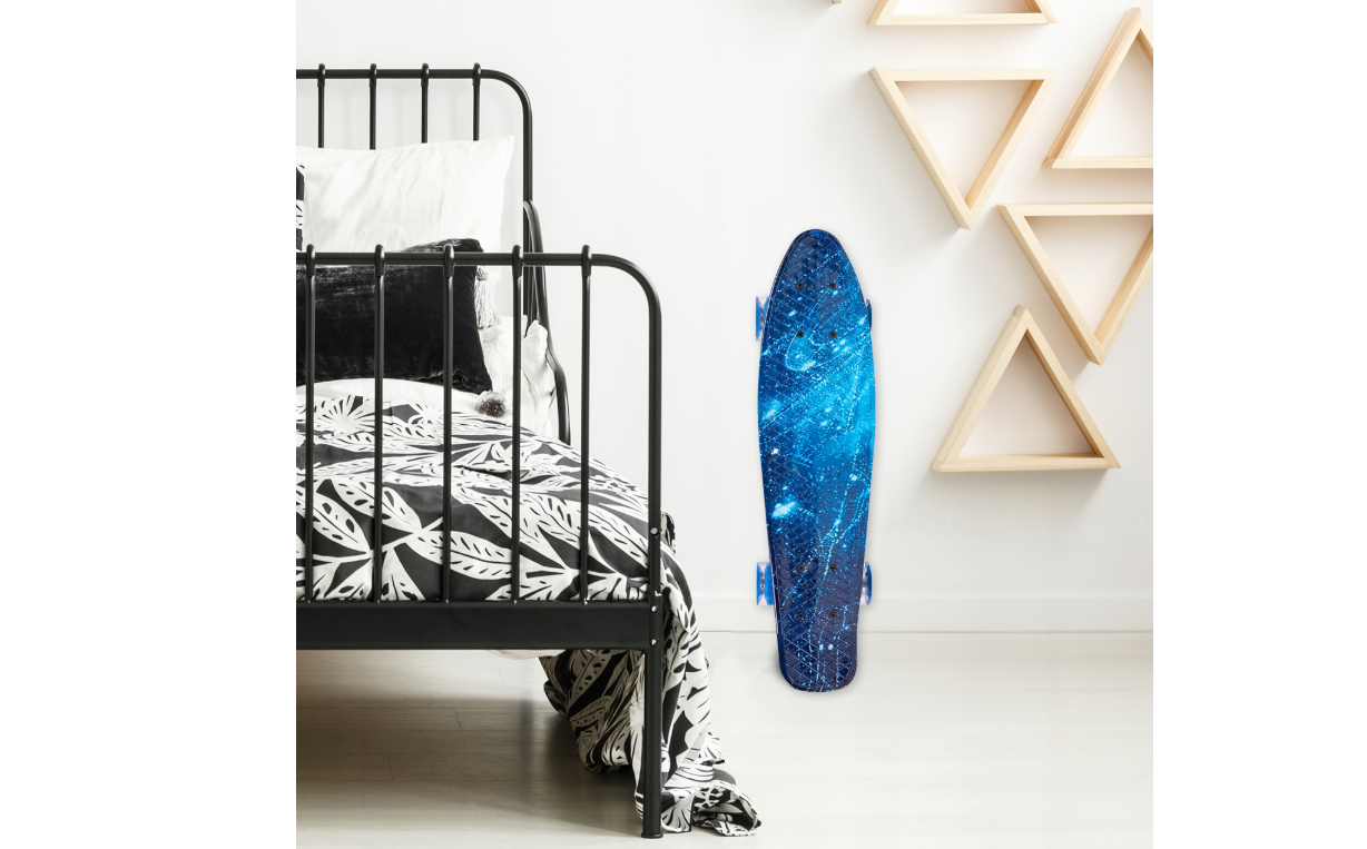 Skateboard cu LED-uri pentru copii Glowing Galaxy, 56 x 15 cm, MalPlay ML110911
