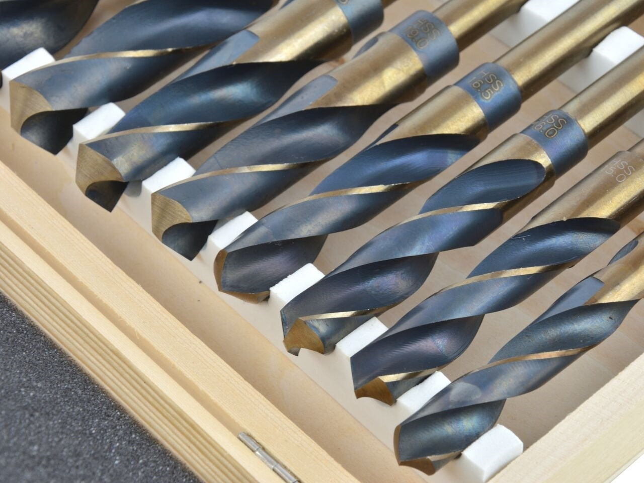 Set burghie NWKA pentru metal si lemn HSS, 8 piese, Geko, G38115