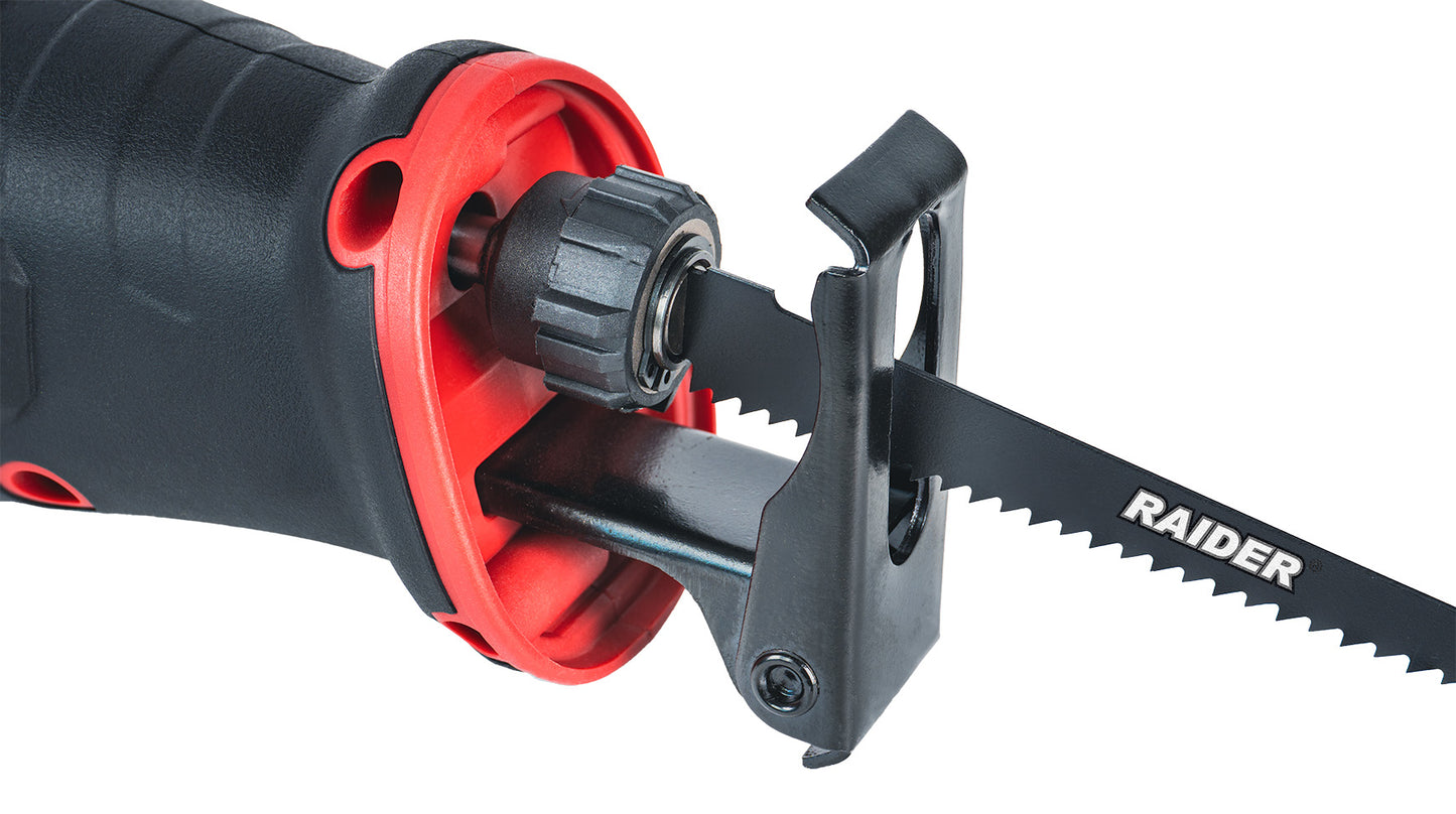 Fierastrau sabie RD-RS28, 750 W, prindere SDS, Raider 050138