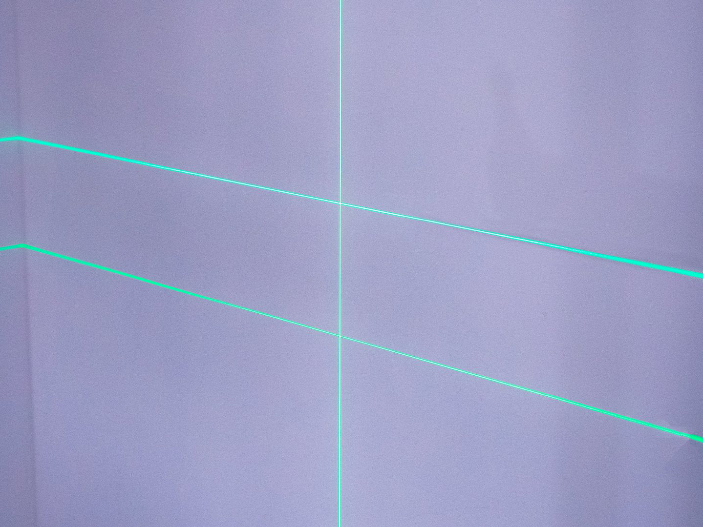Nivela laser cu acumulator, 360 grade, 4D, 2 acumulatori, Geko G03307