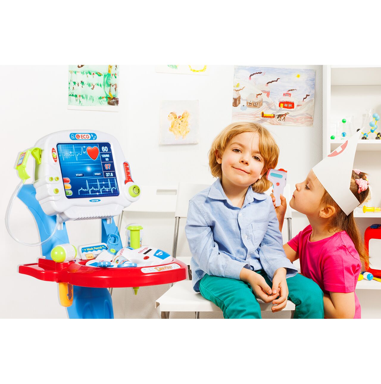 Set medical Little Doctor cu carucior mobil, 17 piese, albastru, MalPlay 104521