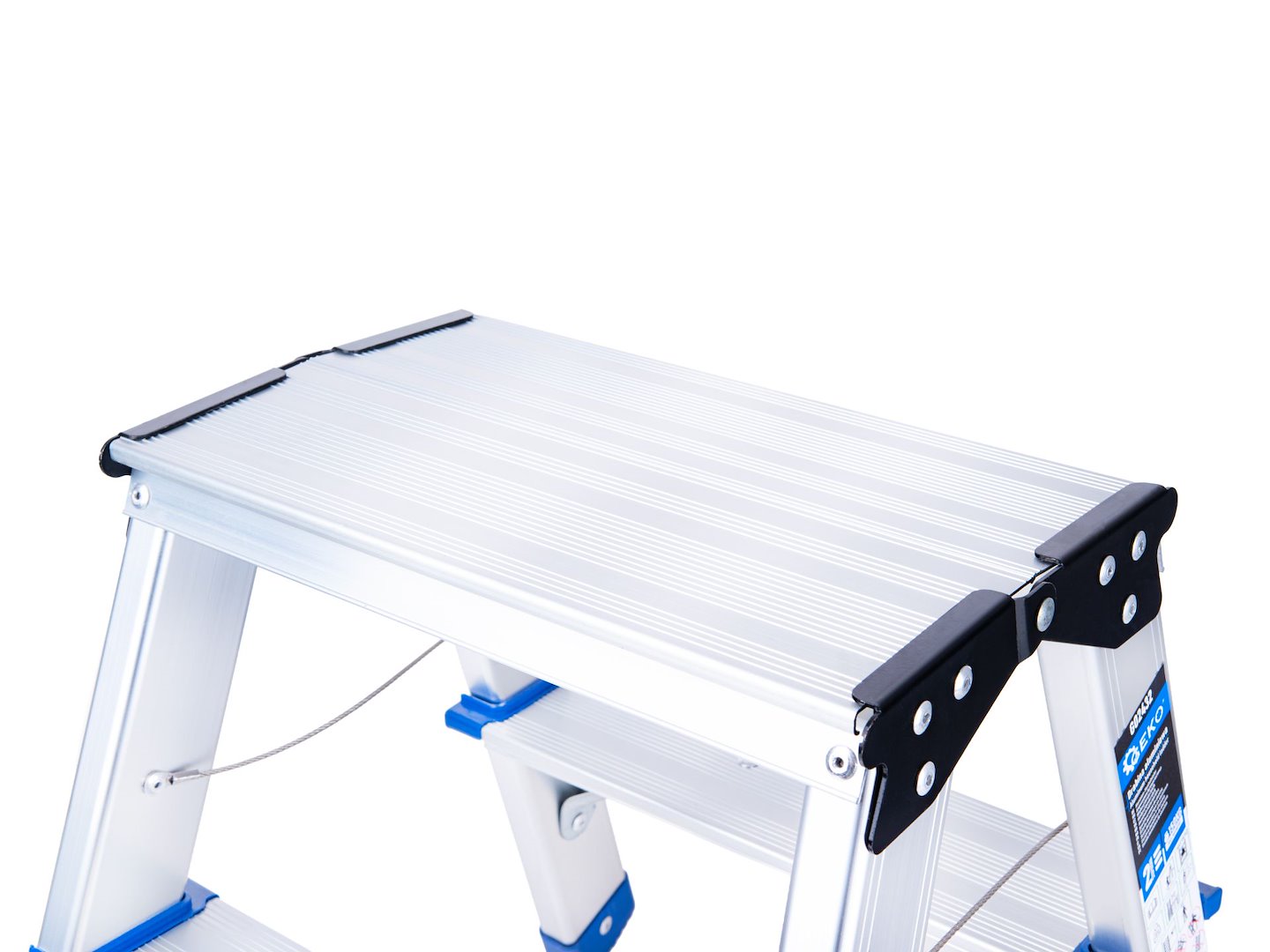 Scara dubla din aluminiu cu 2 trepte, capacitate maxima 150 kg, Geko G02432